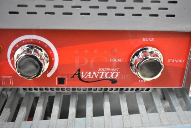 BRAND NEW SCRATCH AND DENT! 2024 Avantco 184T140 Commercial 10" Wide Conveyor Toaster with 3" Opening 300 Slices per Hour. 120 Volts, 1 Phase. Tested and Working! - Image 4 of 7