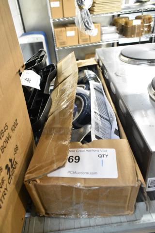 BRAND NEW SCRATCH AND DENT! Lot of 4 Commercial Casters