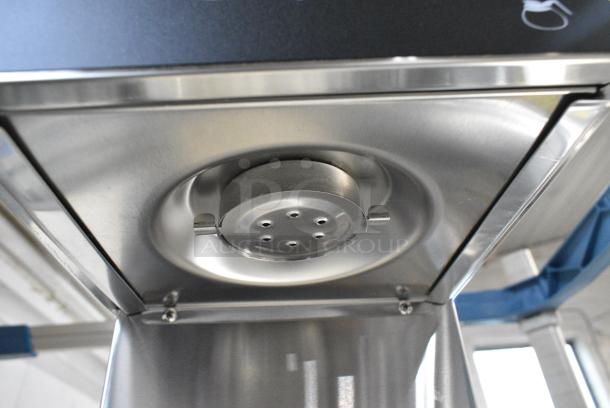 BRAND NEW SCRATCH AND DENT! Avantco 177C30 Stainless Steel Pourover Commercial Coffee Maker with 3 Warmers and Brew Basket. 120 Volts, 1 Phase. - Image 6 of 8