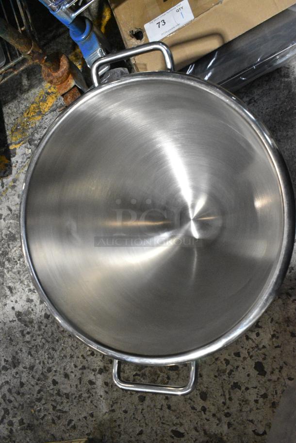2 BRAND NEW SCRATCH AND DENT! Items Including 190HCM20MB 20 Qt. Stainless Steel Mixing Bowl and 541PCM30BOWL Main Street Equipment 541PCM30BOWL 30 Qt. Stainless Steel Bowl for CMIX30. 2 Times Your Bid! - Image 7 of 10