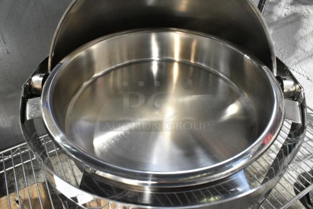 BRAND NEW SCRATCH AND DENT! Stainless Steel Round Roll Top Chafer - Image 3 of 3
