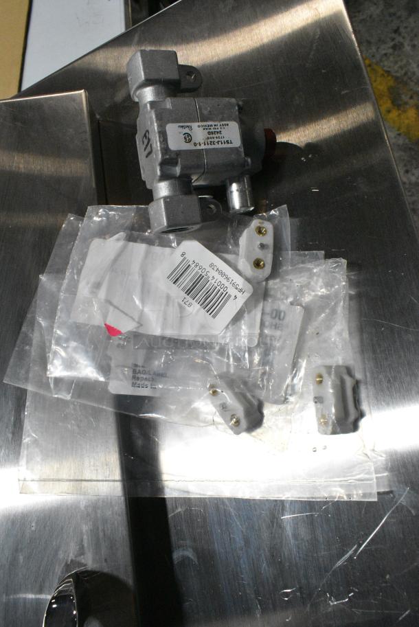 2 BRAND NEW SCRATCH AND DENT! Items Including HP5919600438 Hobart 00-438527-00001 Shoe, Front and 683172000D Robertshaw 1720-00D Natural Gas / Liquid Propane Safety Valve; 7/16" Gas In / Out; 1/4" Pilot In / Out. 2 Times Your Bid! - Image 2 of 11