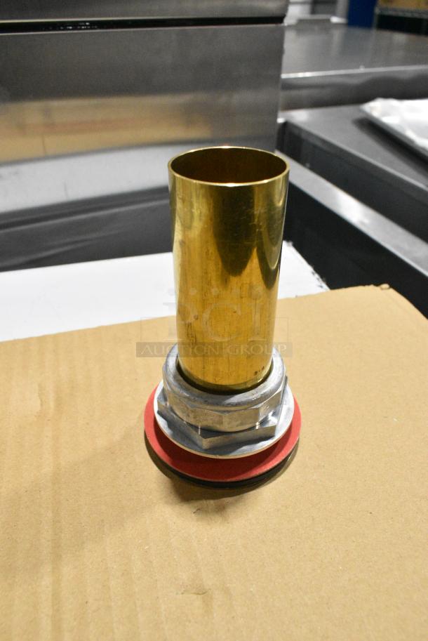 2 BRAND NEW SCRATCH AND DENT! Items Including 510B228201 T&S B-2282-01 7" Dipper Well Bowl and Faucet Set and Pusher. 2 Times Your Bid! - Image 10 of 11