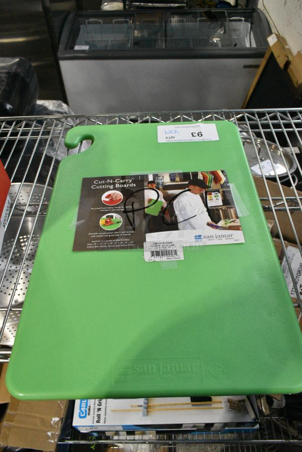 4 BRAND NEW SCRATCH AND DENT! Items Including CB121812GN San Jamar CB121812GN Cut-N-Carry® 18" x 12" x 1/2" Green Cutting Board with Hook and 3 825RSK9 Valor 9" Pre-Seasoned Cast Iron Skillet. 4 Times Your Bid! - Image 2 of 6