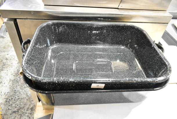 BRAND NEW SCRATCH AND DENT! Set of 2 1127625 Roasting Pan. - Image 2 of 5