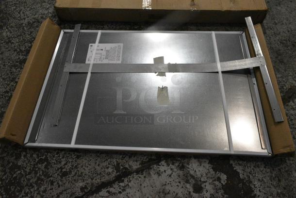 BRAND NEW SCRATCH AND DENT! American Specialties 24x36 Mirror - Image 1 of 3