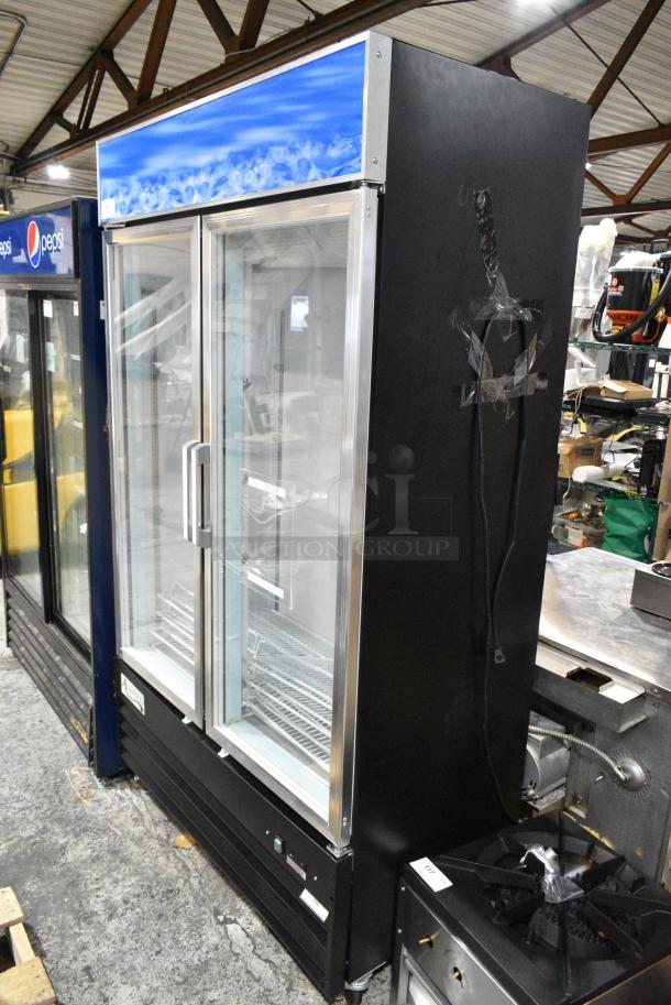 BRAND NEW SCRATCH AND DENT! Avantco 178GDC40 GDC-40-HC 48" Black Customizable Swing Glass Door Merchandiser Refrigerator with LED Lighting on Commercial Casters. 115 Volts, 1 Phase. Tested and Working! - Image 3 of 7