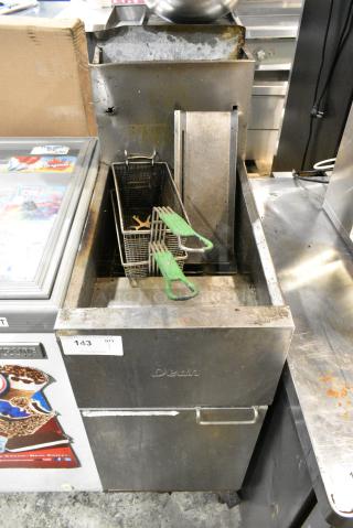 Dean SR42GN Stainless Steel Commercial Floor Style Natural Gas Powered Deep Fat Fryer w/ 2 Metal Fry Baskets. 105,000 BTU.