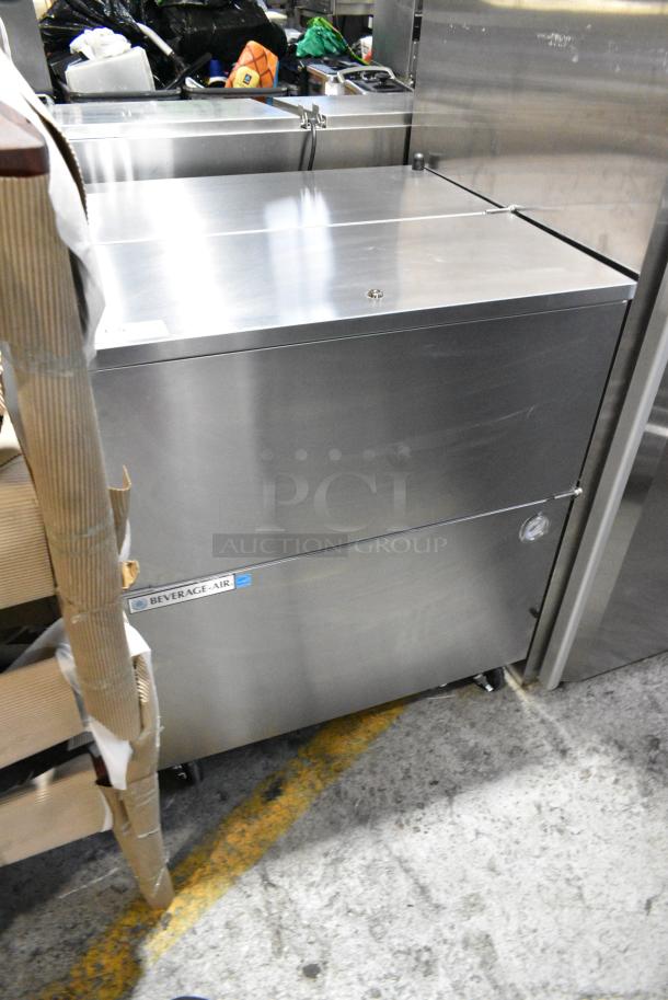 BRAND NEW SCRATCH AND DENT! Beverage Air SM34HC-S Stainless Steel Commercial Milk Cooler. 115 Volts, 1 Phase. Tested and Working! - Image 2 of 6