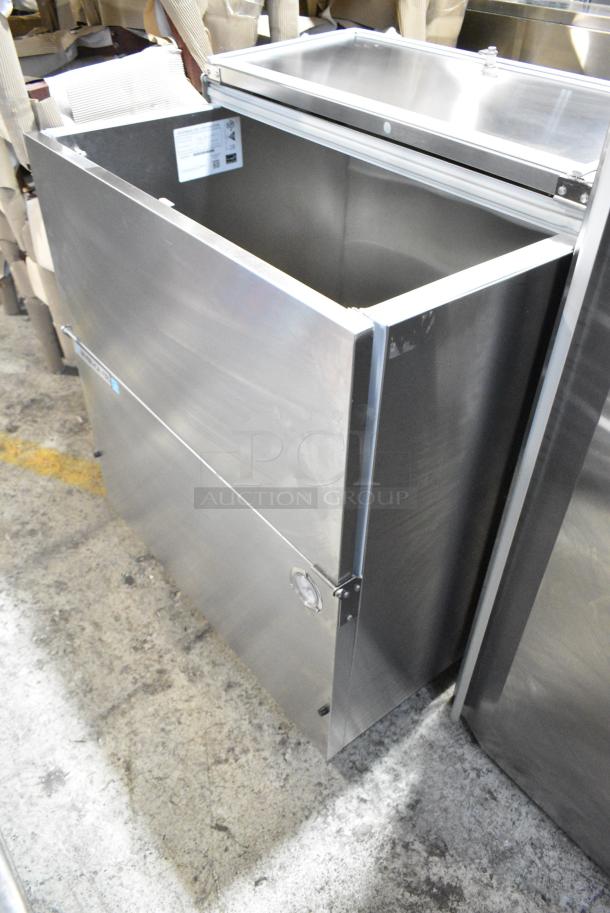 BRAND NEW SCRATCH AND DENT! Beverage Air SM34HC-S Stainless Steel Commercial Milk Cooler. 115 Volts, 1 Phase. Tested and Working! - Image 3 of 6