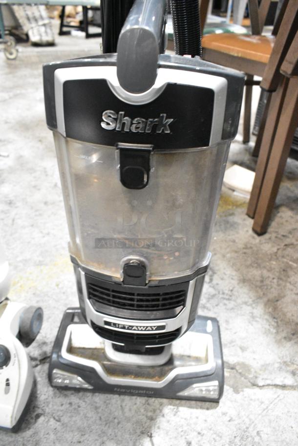 2 Various Shark Vacuum Cleaners. 2 Times Your Bid! Gray is Tested and Working but White Vacuum Needs Battery Charge - Image 3 of 4