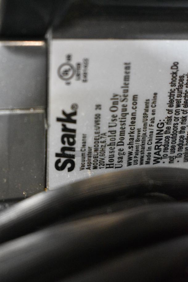 2 Various Shark Vacuum Cleaners. 2 Times Your Bid! Gray is Tested and Working but White Vacuum Needs Battery Charge - Image 4 of 4
