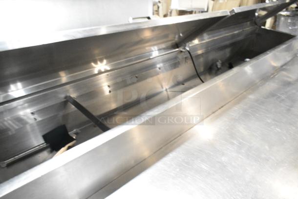 Continental Stainless Steel Commercial Pizza Prep Table on Commercial Casters. 115 Volts, 1 Phase. Tested and Powers On But Does Not Get Cold - Image 4 of 8