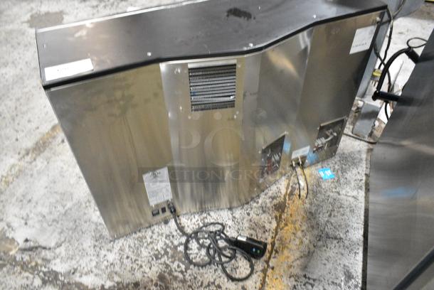 Enomatic 1876EC3ICNNN Stainless Steel Commercial Countertop 8 Slot Wine Serving System Merchandiser. 115 Volts, 1 Phase. Tested and Working! - Image 4 of 5