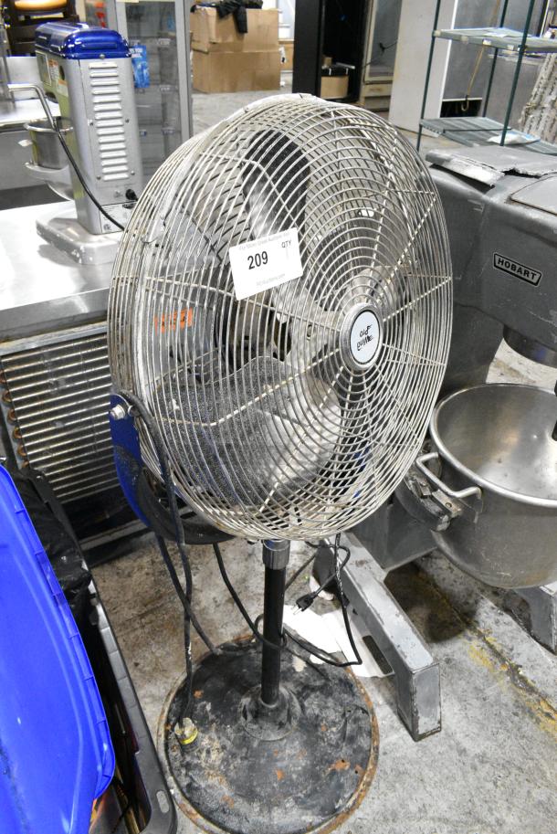5XW06 Metal Floor Style 20" Fan. Tested and Powers On But Parts Do Not Move - Image 2 of 4