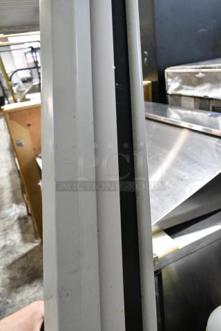 Pull Down Projector Screen w/ TP-02RF Remote Controller. 110 Volts, 1 Phase.