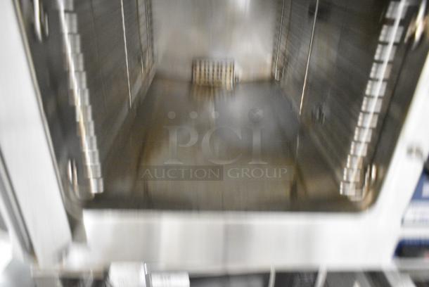 Cleveland 21CET8208WALNP SteamCraft Ultra 3 Stainless Steel Commercial Electric Powered Single Deck Steam Cabinet on Stand. 240 Volts. - Image 3 of 5