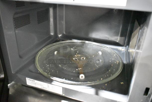 Cuisinart EM0P042DG Countertop Microwave Oven w/ Plate. 120 Volts, 1 Phase. - Image 4 of 5