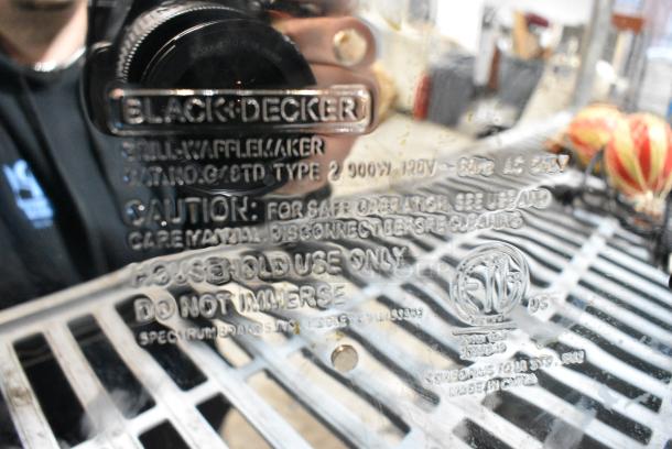 Black & Decker Metal Countertop Panini Press. 120 Volts, 1 Phase. Tested and Working! - Image 4 of 4
