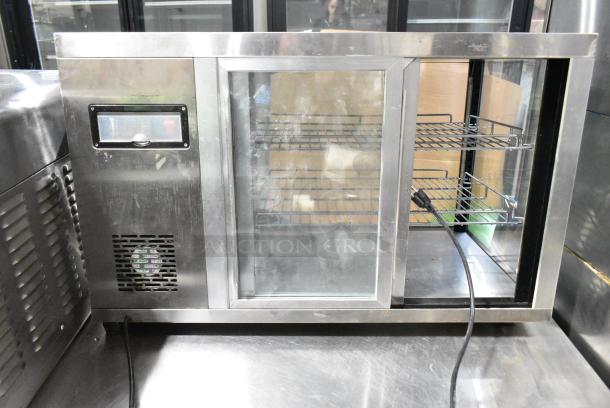 MBB36 Stainless Steel Commercial Countertop Display Cooler Merchandiser. 115 Volts, 1 Phase. Tested and Working! - Image 2 of 3