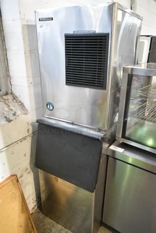 Hoshizaki KM-320MAH Stainless Steel Commercial Ice Machine Head on Commercial Bin. 115-120 Volts, 1 Phase. - Item #1156098