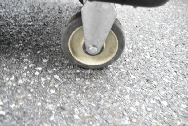 Cambro Black Poly Portable Ice Bin on Commercial Casters. - Image 5 of 5