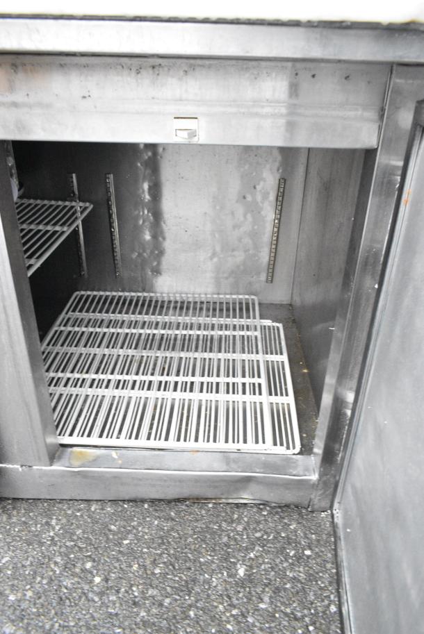 2016 Leader RE-150 Stainless Steel Commercial Pizza Prep Table. 115 Volts, 1 Phase. - Image 4 of 7