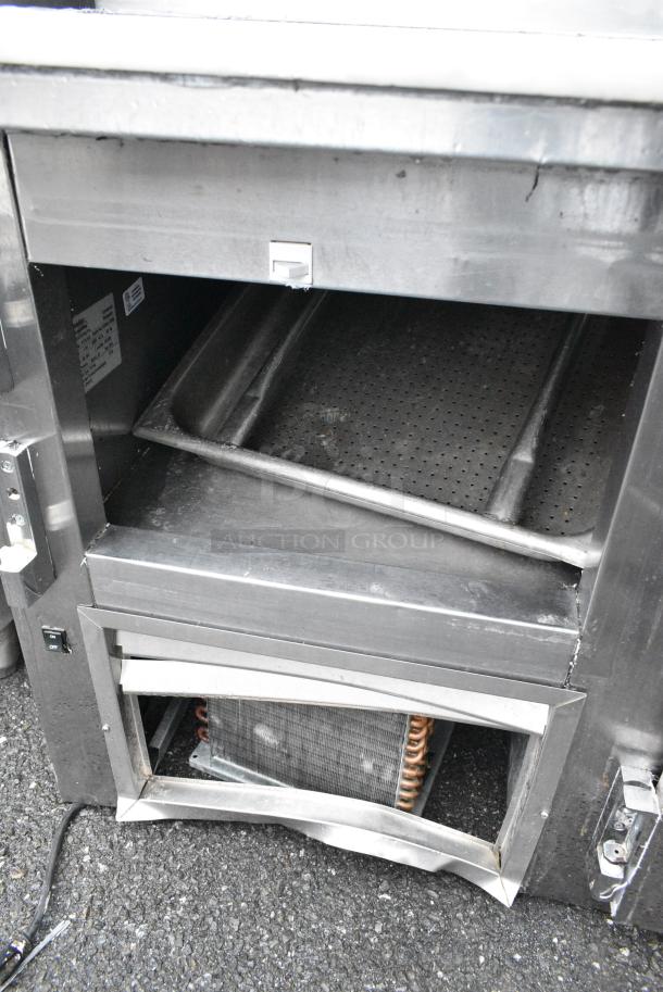 2016 Leader RE-150 Stainless Steel Commercial Pizza Prep Table. 115 Volts, 1 Phase. - Image 6 of 7