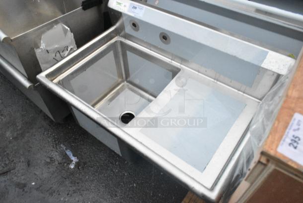 BRAND NEW SCRATCH AND DENT! Regency 600S1181818R Stainless Steel Single Bay Sink w/ Right Side Drain Board. No Legs. Bay 18x18x14 - Image 3 of 4
