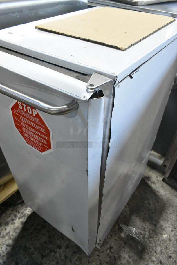 BRAND NEW SCRATCH AND DENT! 2024 Scotsman CU50GA-1C Undercounter Gourmet Cube Ice Machine - 65 lb. 115 Volts, 1 Phase. - Image 12 of 12