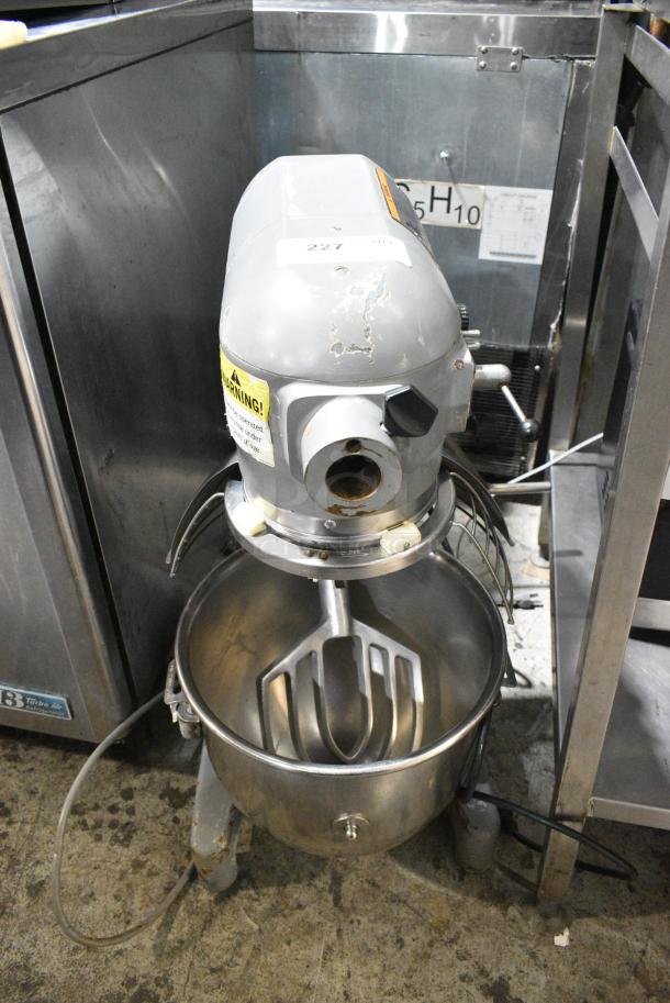 Hobart A200 Metal Commercial Countertop 20 Quart Planetary Dough Mixer w/ Stainless Steel Mixing Bowl, Bowl Guard and Paddle Attachment. 115 Volts, 1 Phase. Tested and Working! - Image 8 of 8