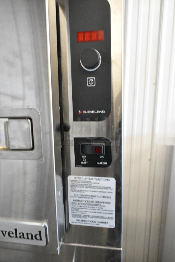 BRAND NEW SCRATCH AND DENT! 2024 Cleveland 24CGA10 Stainless Steel Commercial SteamCraft Ultra Natural Gas Powered 10 Pan Floor Steamer. 125,000 BTU - Image 3 of 7