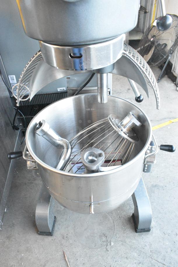 BRAND NEW SCRATCH AND DENT! Avantco 177MX40H 40 Qt. Planetary Floor Mixer w/ Stainless Steel Mixing Bowl, Bowl Guard, Dough Hook, Paddle and Whisk Attachments. 240 Volts, 1 Phase. - Image 5 of 7