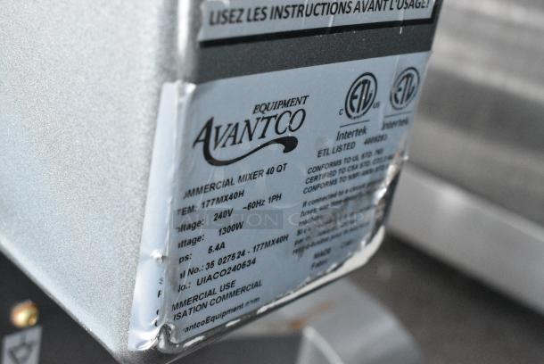 BRAND NEW SCRATCH AND DENT! Avantco 177MX40H 40 Qt. Planetary Floor Mixer w/ Stainless Steel Mixing Bowl, Bowl Guard, Dough Hook, Paddle and Whisk Attachments. 240 Volts, 1 Phase. - Image 7 of 7