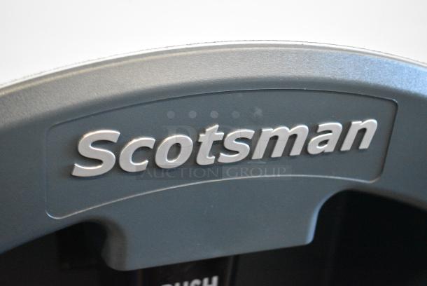 BRAND NEW SCRATCH AND DENT! Scotsman HD30B-1 iceValet 30" Wide Stainless Steel Commercial 180 lb. Capacity  Ice Bin Hotel Dispenser. 120 Volts, 1 Phase. - Image 2 of 4
