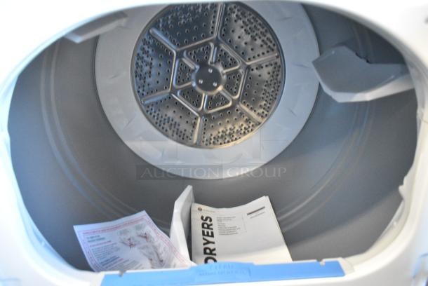 BRAND NEW SCRATCH AND DENT! General Electric GE VTD52EASROWB 7.4 cu. ft. Front Load Electric Commercial Dryer - Free Use / App Payment. 120/208-240 Volts, 1 Phase. - Image 4 of 5