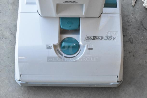 BRAND NEW SCRATCH AND DENT! Makita XCV19PG 18V X2 LXT Lithium Ion 36V Cordless 12" Upright Vacuum Kit with HEPA Filtration 6.0 Ah. Tested and Working! - Image 5 of 8