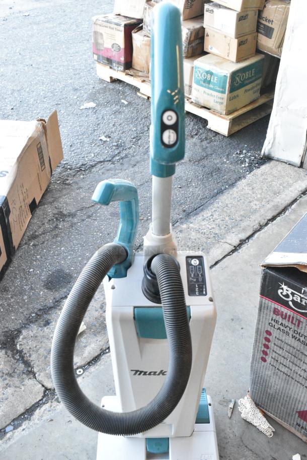 BRAND NEW SCRATCH AND DENT! Makita XCV19PG 18V X2 LXT Lithium Ion 36V Cordless 12" Upright Vacuum Kit with HEPA Filtration 6.0 Ah. Tested and Working! - Image 6 of 8