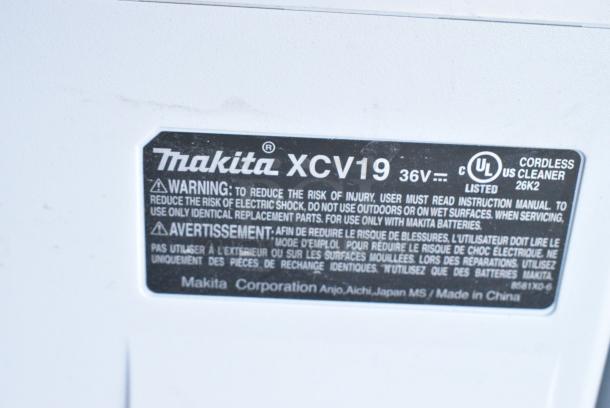 BRAND NEW SCRATCH AND DENT! Makita XCV19PG 18V X2 LXT Lithium Ion 36V Cordless 12" Upright Vacuum Kit with HEPA Filtration 6.0 Ah. Tested and Working! - Image 8 of 8