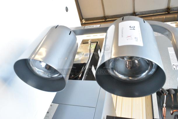 2 BRAND NEW SCRATCH AND DENT! Nemco 6000A-2 Two Bulb Freestanding Heat Lamp . 120 Volts, 1 Phase. 2 Times Your Bid! Tested and Working! - Image 4 of 5