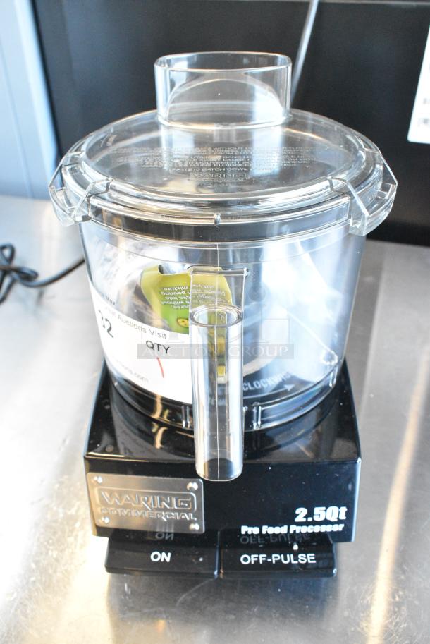 BRAND NEW SCRATCH AND DENT! Waring WFP11SW 2.5 Qt. Clear Batch Bowl Food Processor - 3/4 hp. 120 Volts, 1 Phase. Tested and Working! - Image 4 of 5