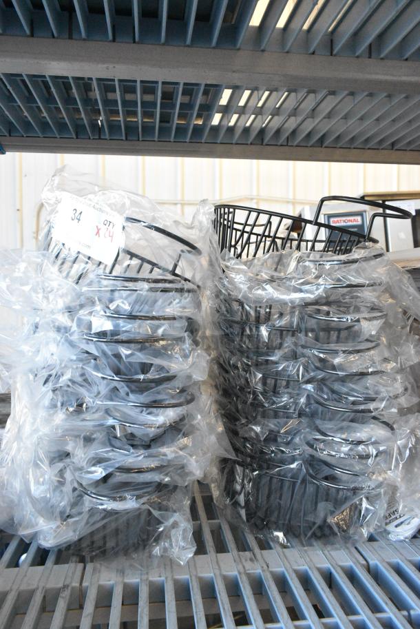 24 BRAND NEW SCRATCH AND DENT! Acopa 176OBL1183BK 16 1/2" x 8" x 4 1/4" Oblong Black Wire Basket with Ramekin Holders. 24 Times Your Bid! - Image 2 of 4