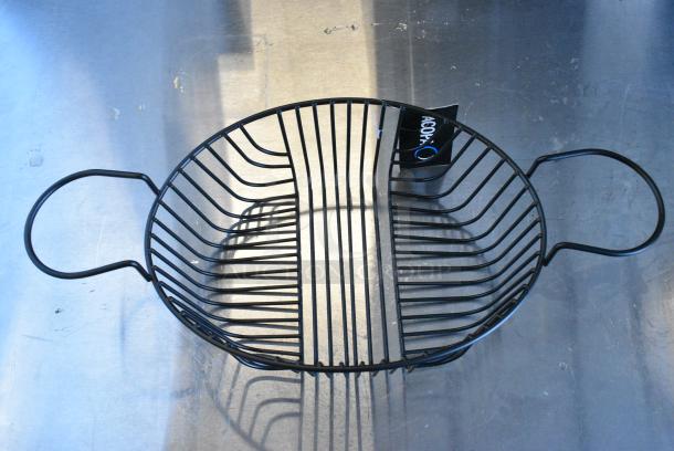 24 BRAND NEW SCRATCH AND DENT! Acopa 176OBL1183BK 16 1/2" x 8" x 4 1/4" Oblong Black Wire Basket with Ramekin Holders. 24 Times Your Bid! - Image 3 of 4
