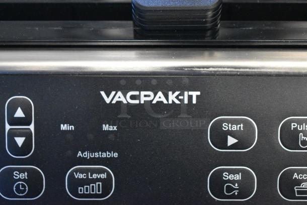 BRAND NEW SCRATCH AND DENT! VacPak-It 186VME12SS Stainless Steel External Vacuum Packaging Machine with 12" Seal Bar. 120 Volts, 1 Phase. Tested and Working! - Image 3 of 7