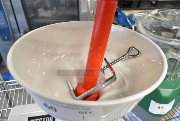BRAND NEW SCRATCH AND DENT! Weston 07-0801 Tomate Press Roma Food Strainer and Sauce Maker - Image 5 of 8