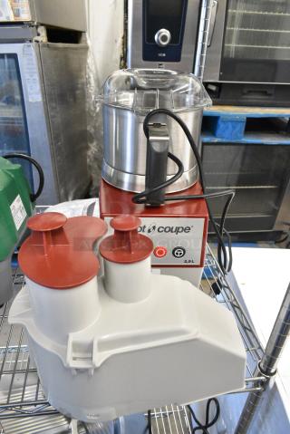 BRAND NEW SCRATCH AND DENT! Robot Coupe R2U Countertop Food Processor w/ S Blade. 120 Volts, 1 Phase. Tested and Working!