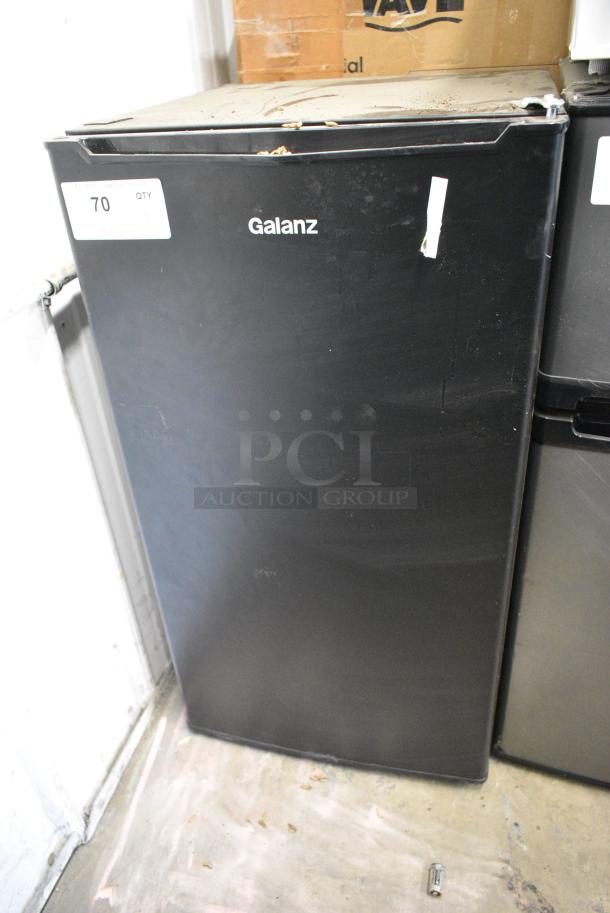 Galanz GLR33MBKE23 Mini Cooler. 115 Volts, 1 Phase. Cannot Test Due To Missing Power Cord - Image 1 of 5