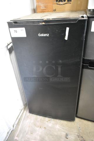Galanz GLR33MBKE23 Mini Cooler. 115 Volts, 1 Phase. Cannot Test Due To Missing Power Cord
