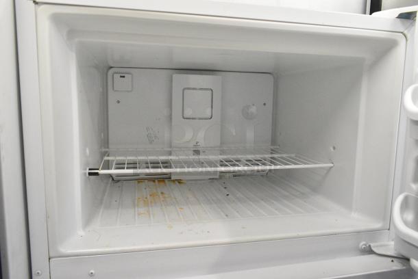 Frigidaire FFTR1814QW9B Cooler w/ Freezer. 115 Volts, 1 Phase. Tested and Working! - Image 3 of 7