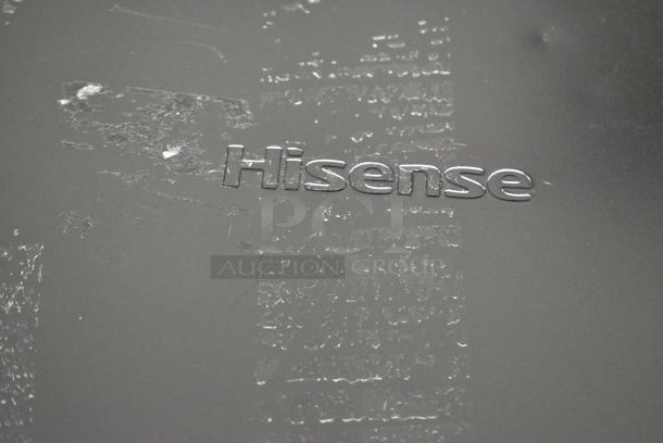 Hisense WMS017M6XBE Mini Cooler. 115 Volts, 1 Phase. Tested and Powers On But Does Not Get Cold - Image 2 of 6